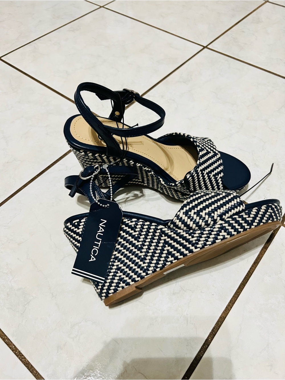 Náutica Woven Wedge Sandals Size 7 Women’s Perfect for Summer Dress ! - Picture 4 of 5